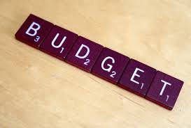 Внимателно планирайте своя бюджет за предстоящата учебна година!